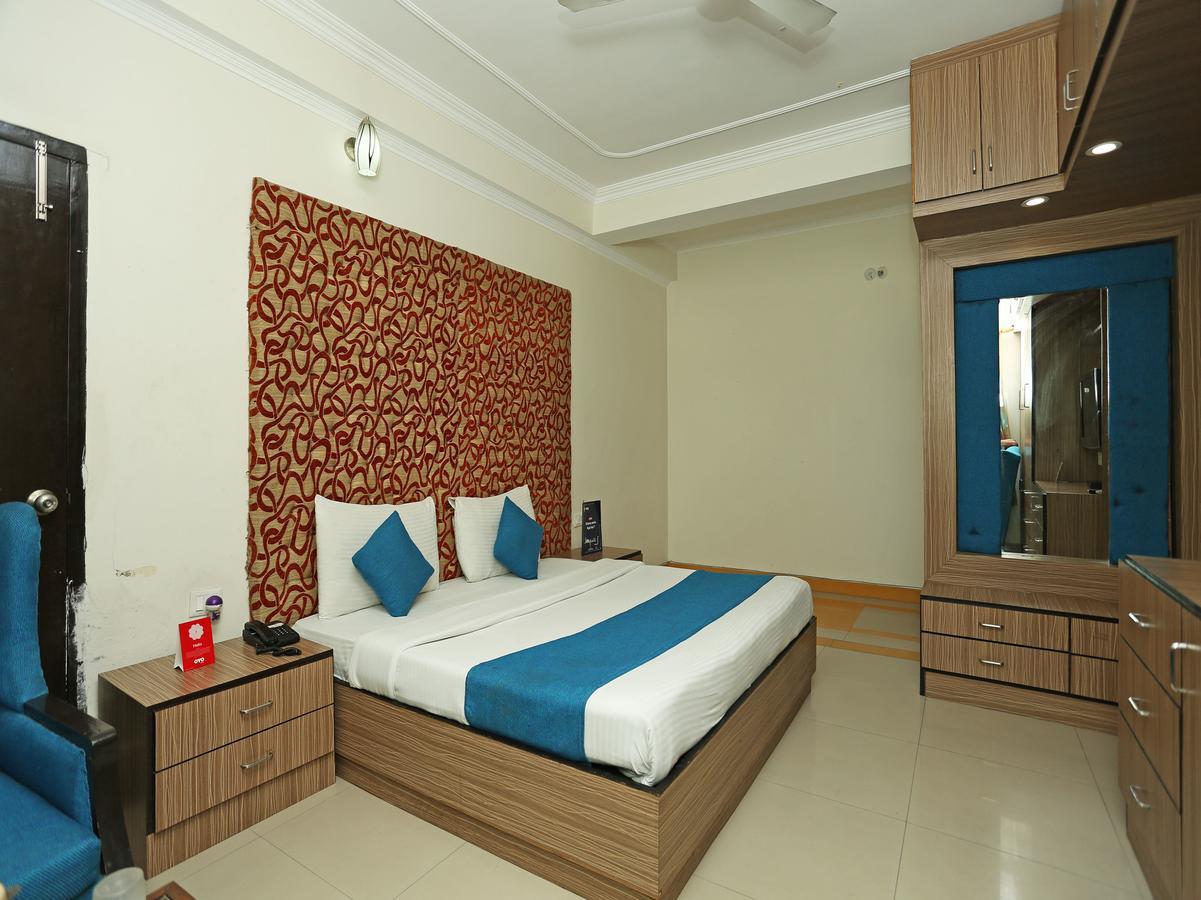 Oyo 10425 Queens Pearl Inn Dehradun Luaran gambar
