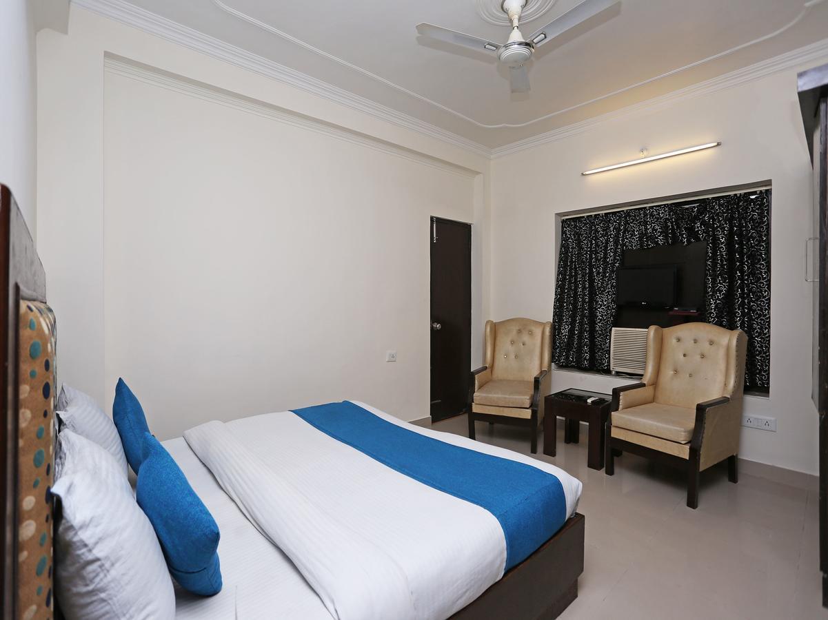 Oyo 10425 Queens Pearl Inn Dehradun Luaran gambar
