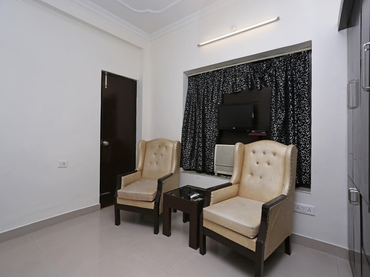 Oyo 10425 Queens Pearl Inn Dehradun Luaran gambar